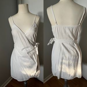 Abercrombie & Fitch wrap dress. Size M